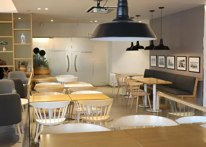 Apartamentos Port Eugeni